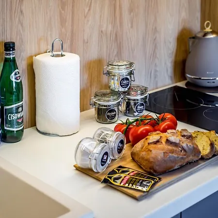 Targi Z Garazem I Silownia Apartment *