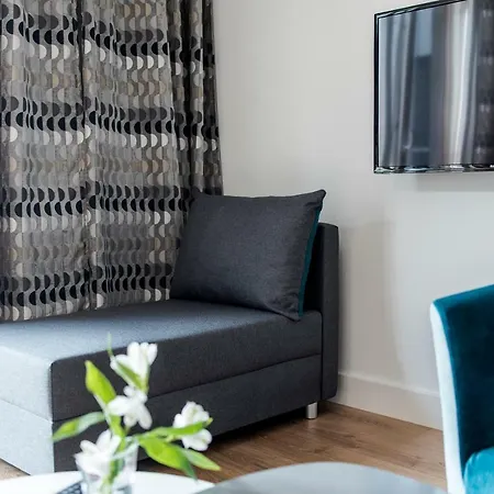 Targi Z Garazem I Silownia * Poznan