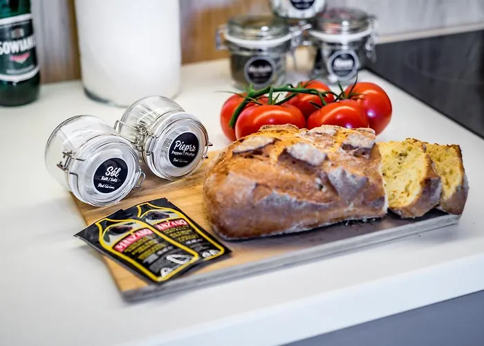 Targi Z Garazem I Silownia *