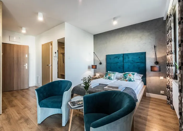 Targi Z Garazem I Silownia * Познань