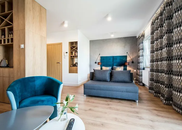 Апартаменты Targi Z Garazem I Silownia