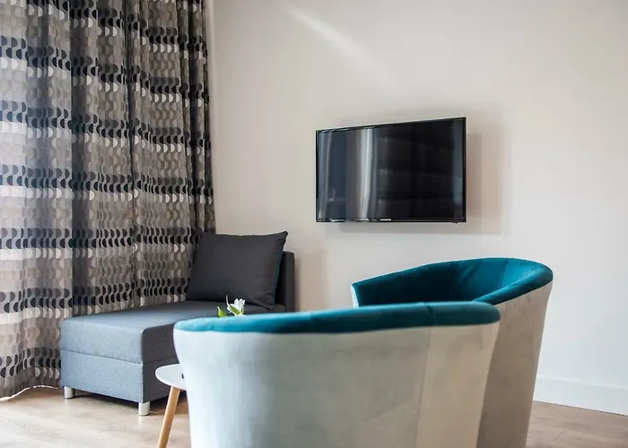 Targi Z Garazem I Silownia Познань