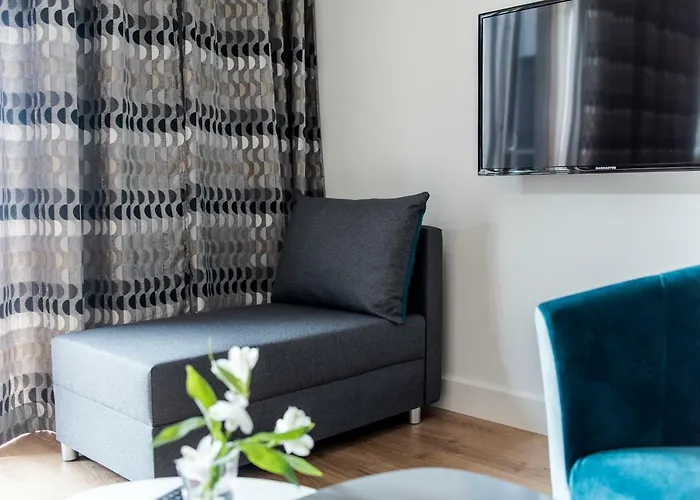 Targi Z Garazem I Silownia * Познань