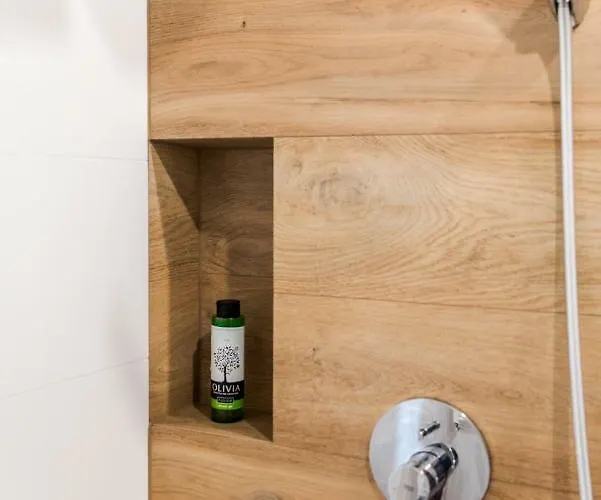 Targi Z Garazem I Silownia