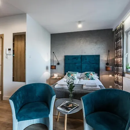 Targi Z Garazem I Silownia Apartment Posen