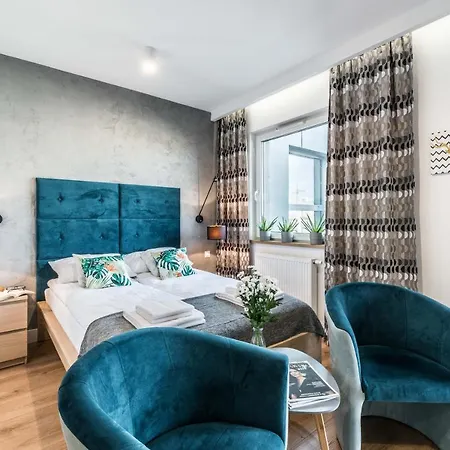 Targi Z Garazem I Silownia *