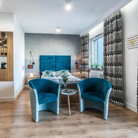 Targi Z Garazem I Silownia