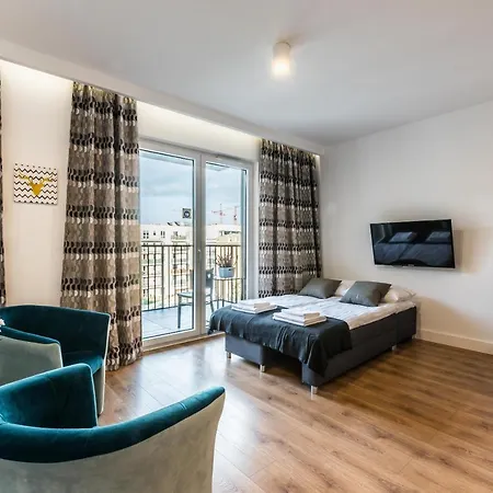 Targi Z Garazem I Silownia *