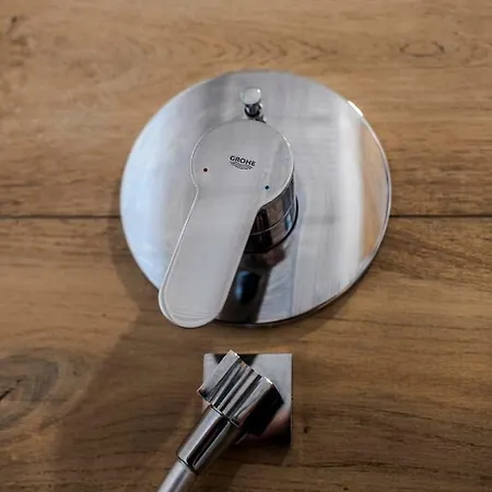 Targi Z Garazem I Silownia * Posen