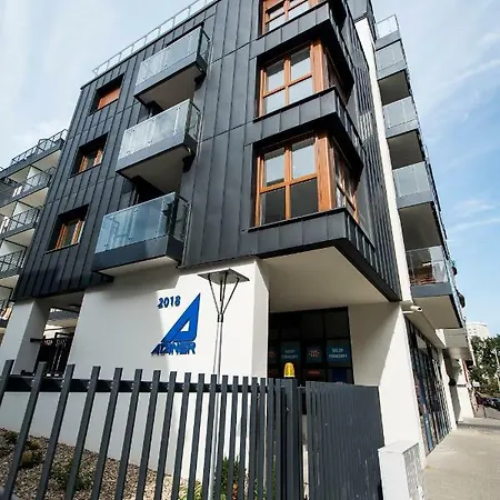 Apartment Targi Z Garazem I Silownia *