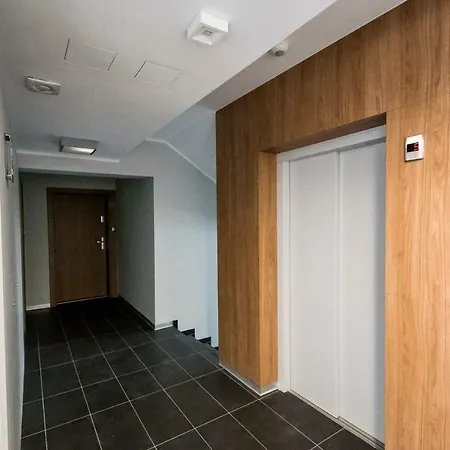 Appartement Targi Z Garazem I Silownia *