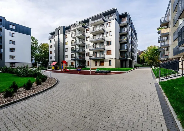 Targi Z Garazem I Silownia Poznan