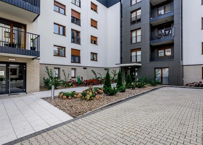 Apartamento Targi Z Garazem I Silownia *