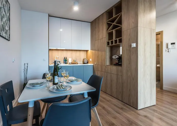 Targi Z Garazem I Silownia Apartamento