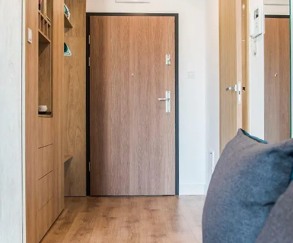 Targi Z Garazem I Silownia Apartamento Poznan